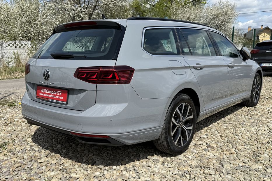 Продам Volkswagen Passat B8 150к.с. МАСАЖ,КАМЕРА,FULL LED 2022 года в Львове
