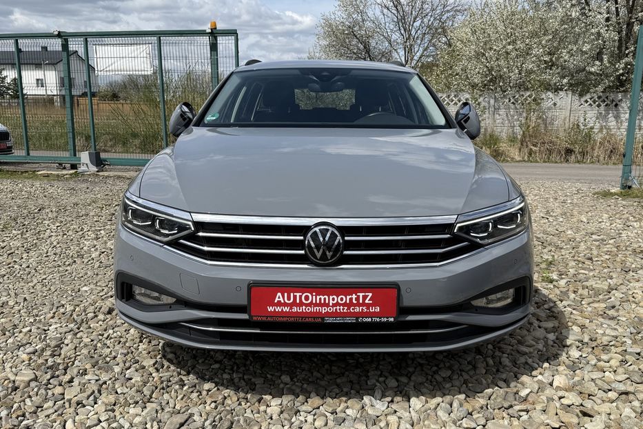 Продам Volkswagen Passat B8 150к.с. МАСАЖ,КАМЕРА,FULL LED 2022 года в Львове