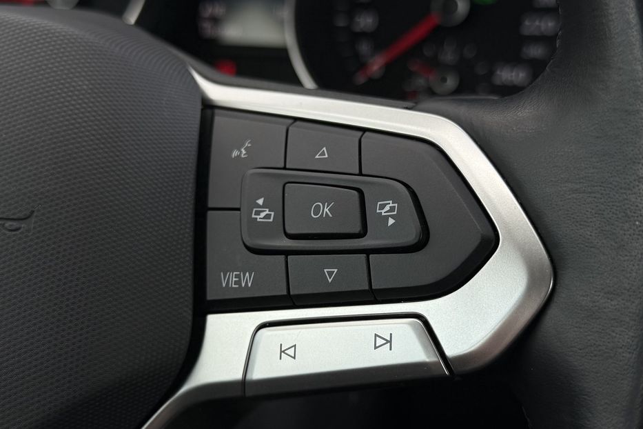 Продам Volkswagen Passat B8 150к.с. МАСАЖ,КАМЕРА,FULL LED 2022 года в Львове