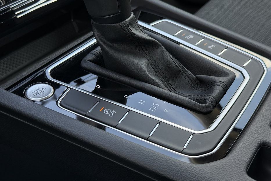 Продам Volkswagen Passat B8 150к.с. МАСАЖ,КАМЕРА,FULL LED 2022 года в Львове