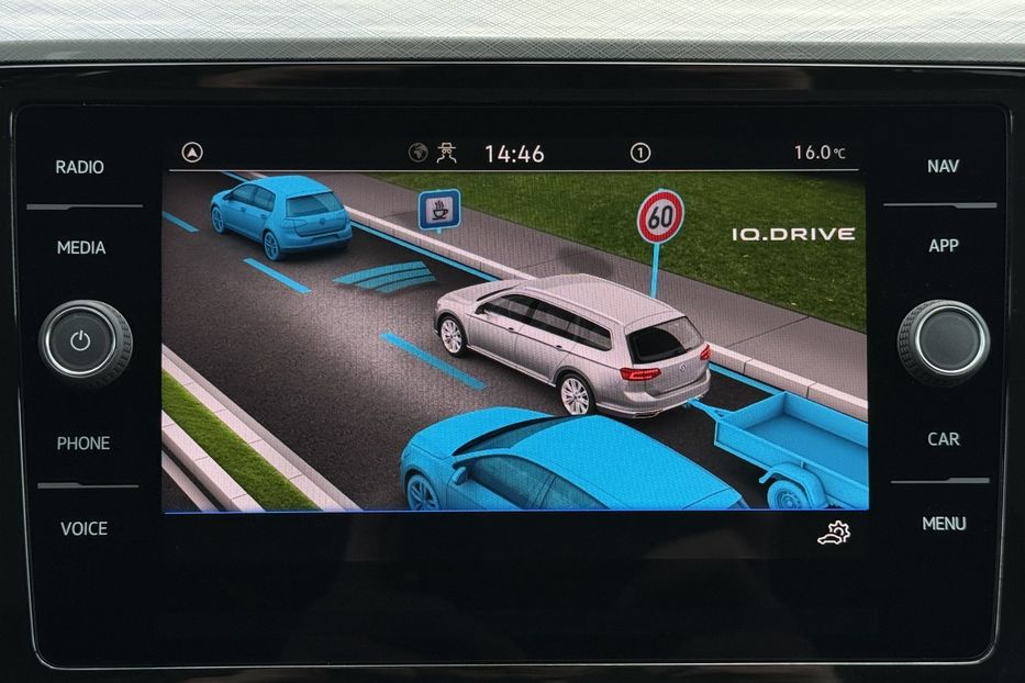 Продам Volkswagen Passat B8 150к.с. МАСАЖ,КАМЕРА,FULL LED 2022 года в Львове