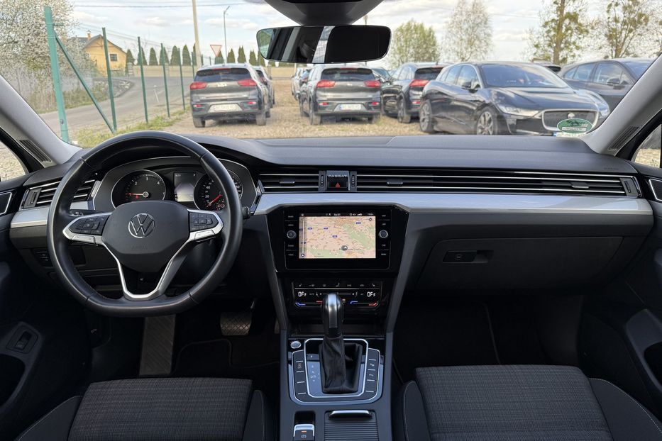 Продам Volkswagen Passat B8 150к.с. МАСАЖ,КАМЕРА,FULL LED 2022 года в Львове