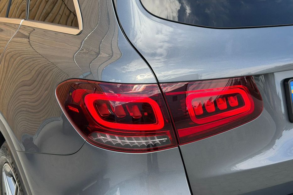 Продам Mercedes-Benz GLC-Class НЕ МАЛЬОВАНИЙ 4Х4 LED MAX 2020 года в Львове