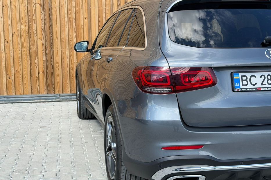 Продам Mercedes-Benz GLC-Class НЕ МАЛЬОВАНИЙ 4Х4 LED MAX 2020 года в Львове