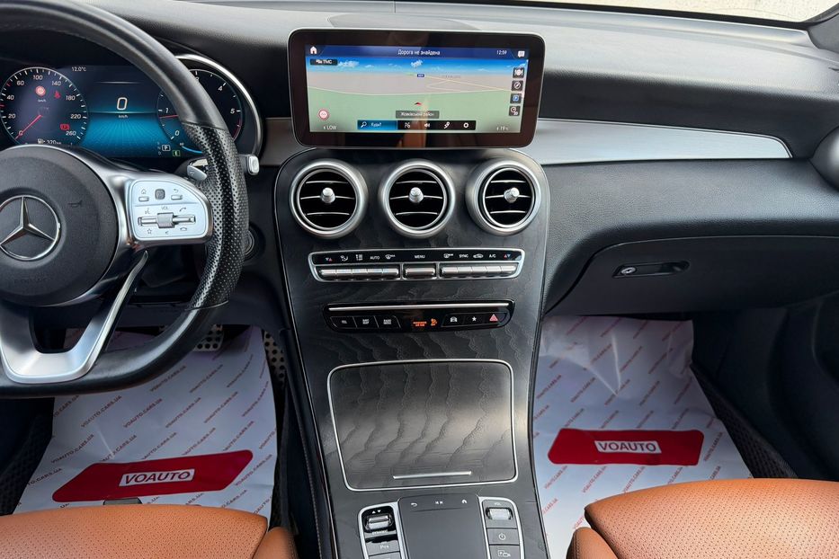 Продам Mercedes-Benz GLC-Class НЕ МАЛЬОВАНИЙ 4Х4 LED MAX 2020 года в Львове
