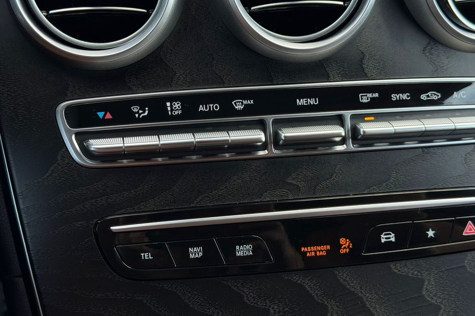 Продам Mercedes-Benz GLC-Class НЕ МАЛЬОВАНИЙ 4Х4 LED MAX 2020 года в Львове