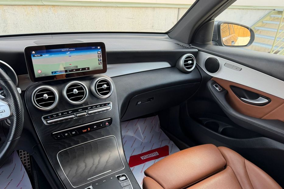 Продам Mercedes-Benz GLC-Class НЕ МАЛЬОВАНИЙ 4Х4 LED MAX 2020 года в Львове