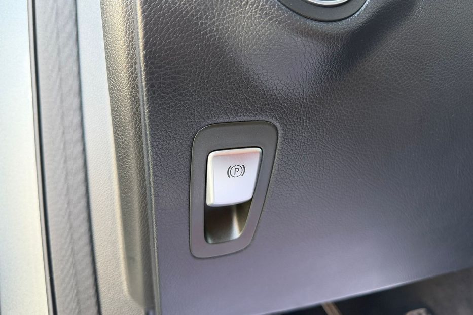 Продам Mercedes-Benz GLC-Class НЕ МАЛЬОВАНИЙ 4Х4 LED MAX 2020 года в Львове