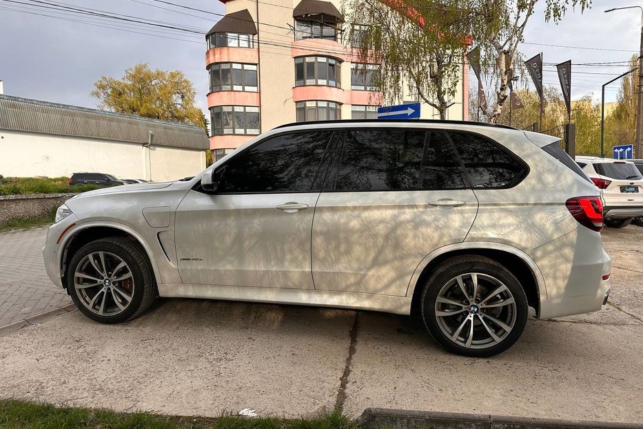Продам BMW X5 2016 года в Черновцах