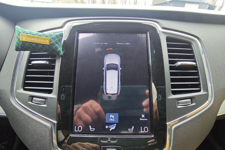 Продам Volvo XC90 2.0 6AT (190 к.с.) FWD 2015 года в Киеве