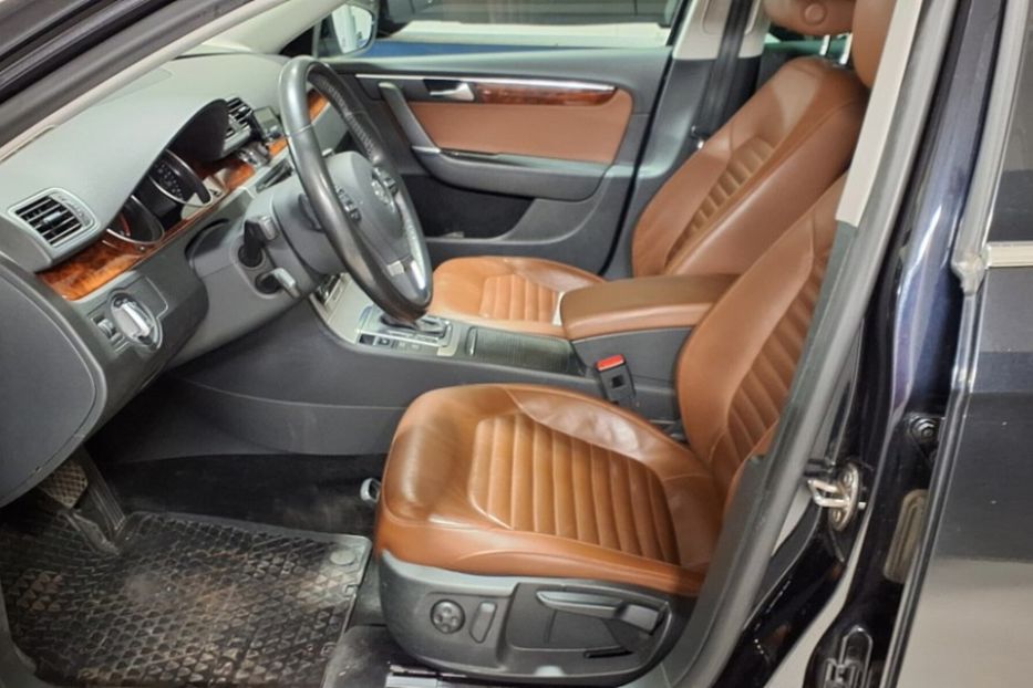 Продам Volkswagen Passat B7 Highline 140 2011 года в Луцке