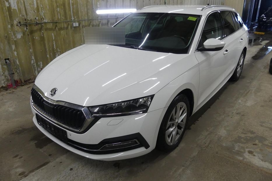 Продам Skoda Octavia А 8 2022 года в Львове