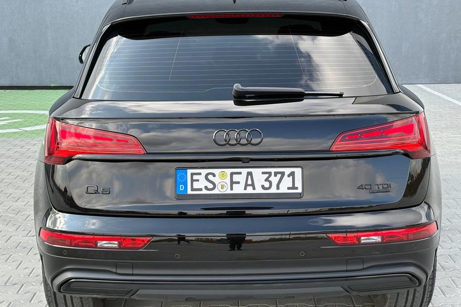 Продам Audi Q5 4X4 BLEСK PAKET LED  2021 года в Львове