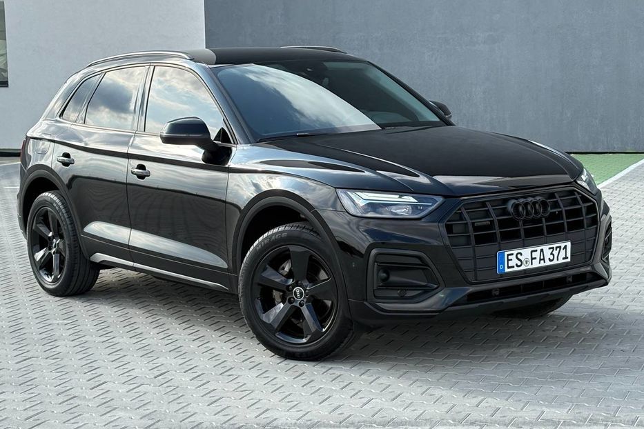 Продам Audi Q5 4X4 BLEСK PAKET LED  2021 года в Львове