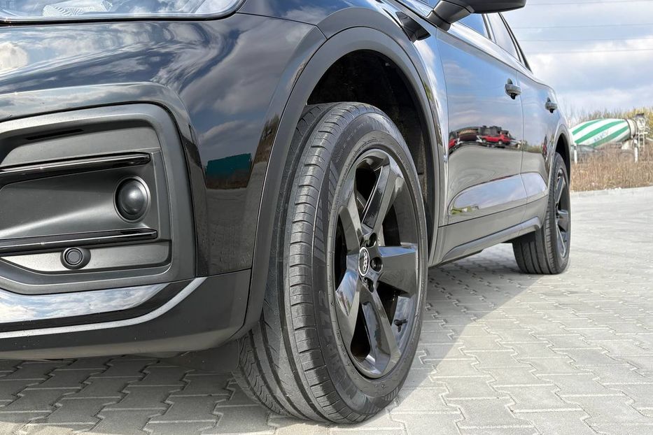 Продам Audi Q5 4X4 BLEСK PAKET LED  2021 года в Львове
