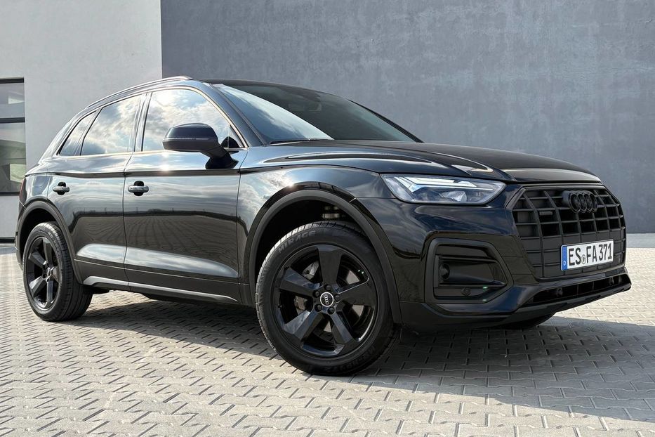 Продам Audi Q5 4X4 BLEСK PAKET LED  2021 года в Львове