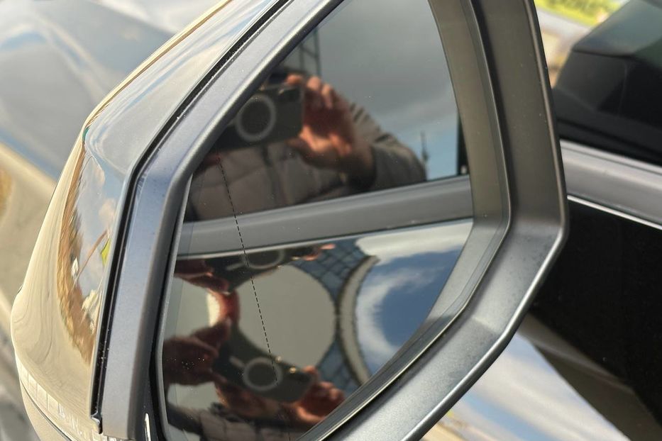 Продам Audi Q5 4X4 BLEСK PAKET LED  2021 года в Львове