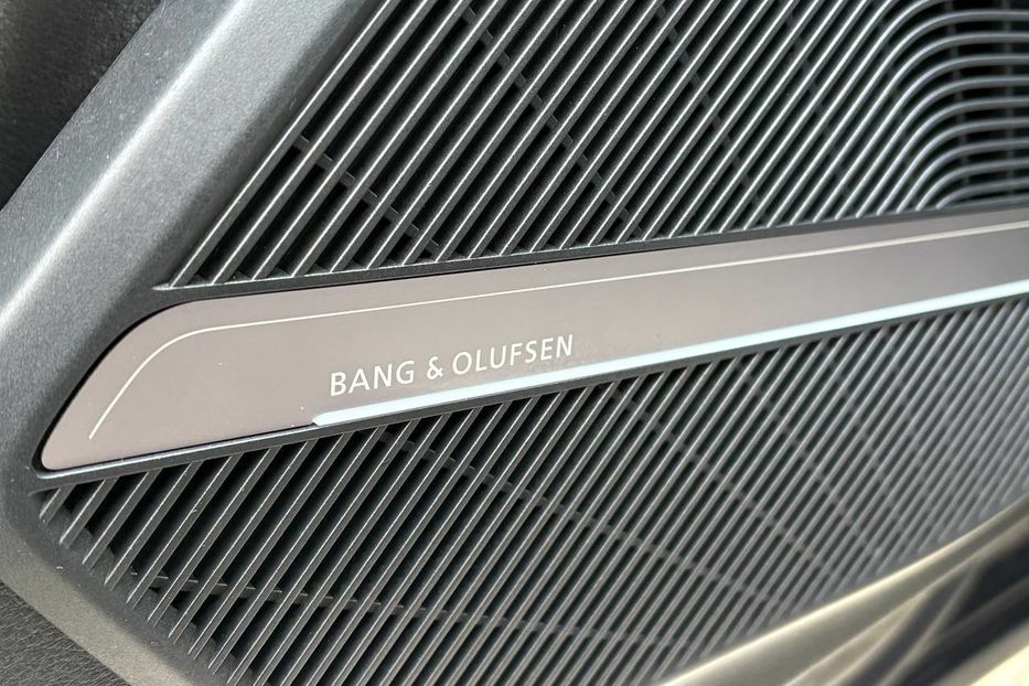 Продам Audi Q5 4X4 BLEСK PAKET LED  2021 года в Львове