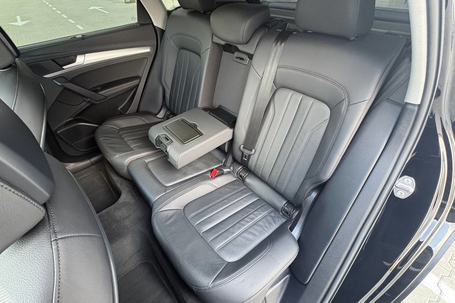 Продам Audi Q5 4X4 BLEСK PAKET LED  2021 года в Львове