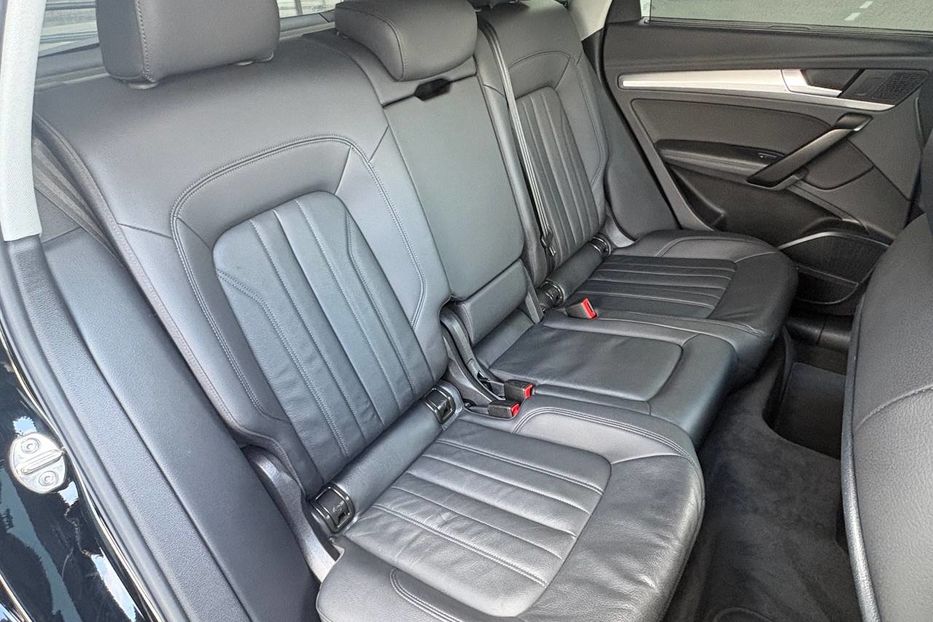 Продам Audi Q5 4X4 BLEСK PAKET LED  2021 года в Львове