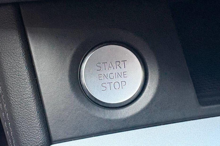 Продам Audi Q5 4X4 BLEСK PAKET LED  2021 года в Львове