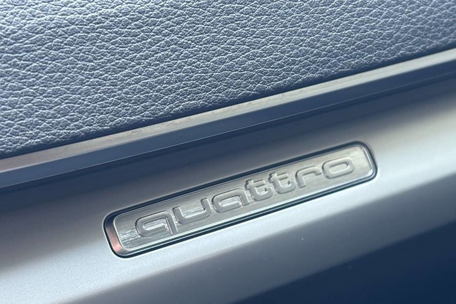 Продам Audi Q5 4X4 BLEСK PAKET LED  2021 года в Львове