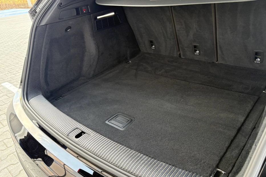 Продам Audi Q5 4X4 BLEСK PAKET LED  2021 года в Львове