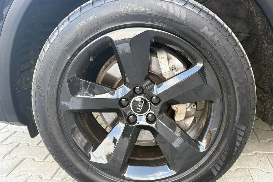 Продам Audi Q5 4X4 BLEСK PAKET LED  2021 года в Львове