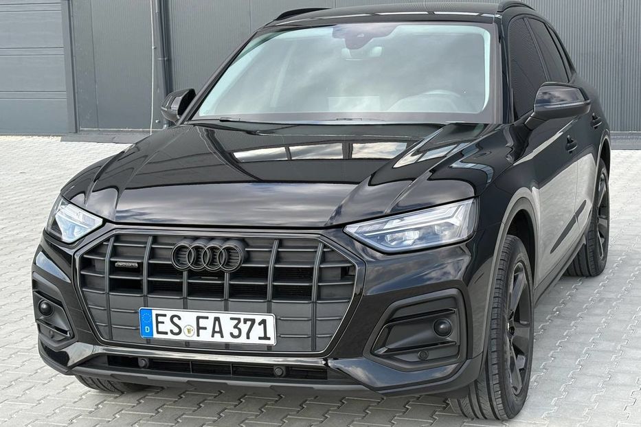 Продам Audi Q5 4X4 BLEСK PAKET LED  2021 года в Львове