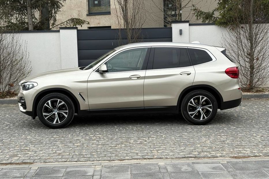 Продам BMW X3 LED 4X4 NE MALOWAN  2020 года в Львове