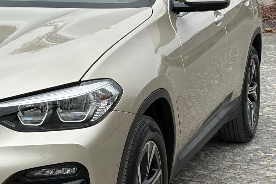 Продам BMW X3 LED 4X4 NE MALOWAN  2020 года в Львове