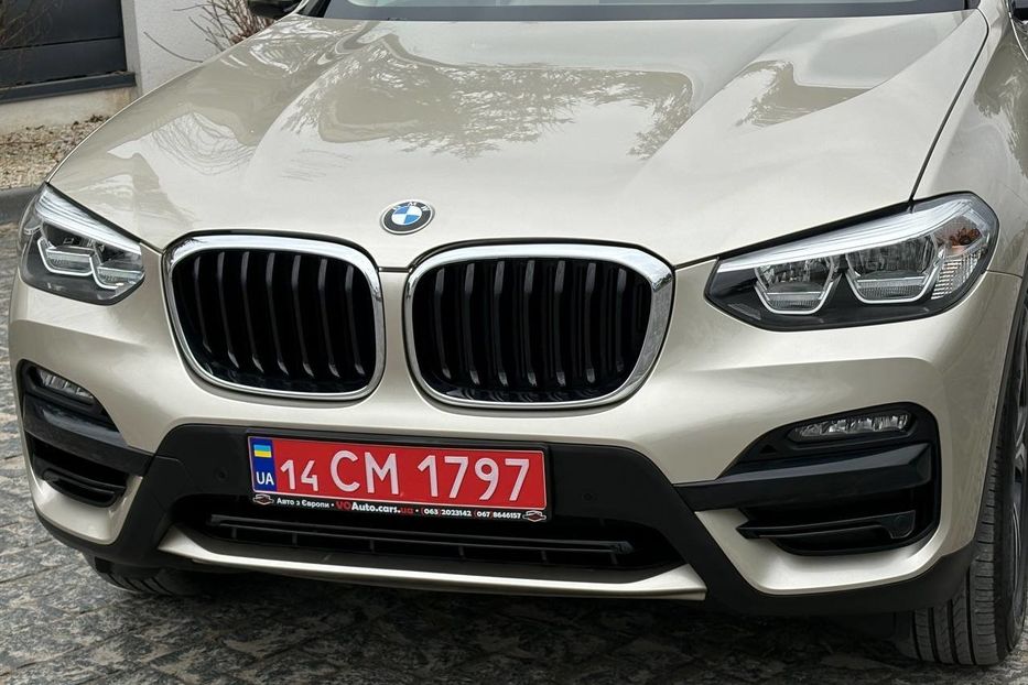 Продам BMW X3 LED 4X4 NE MALOWAN  2020 года в Львове