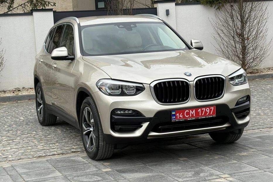 Продам BMW X3 LED 4X4 NE MALOWAN  2020 года в Львове