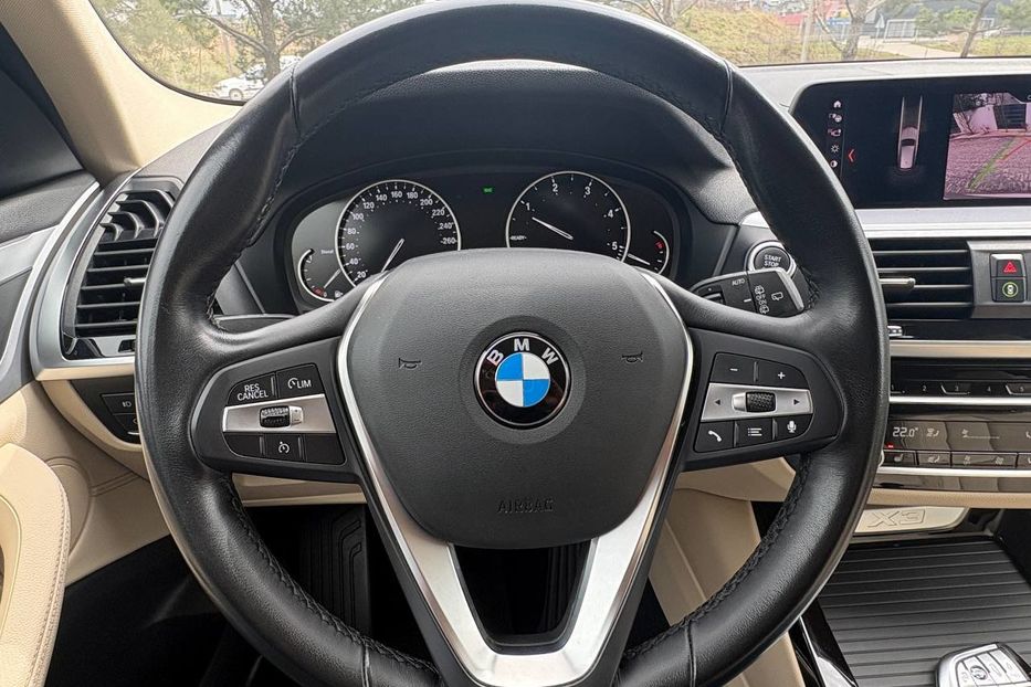 Продам BMW X3 LED 4X4 NE MALOWAN  2020 года в Львове