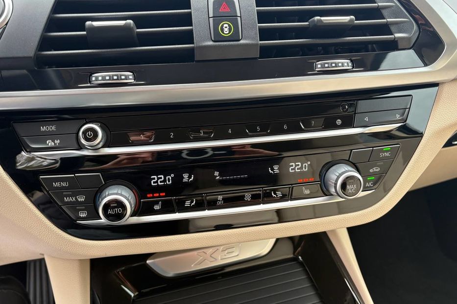 Продам BMW X3 LED 4X4 NE MALOWAN  2020 года в Львове