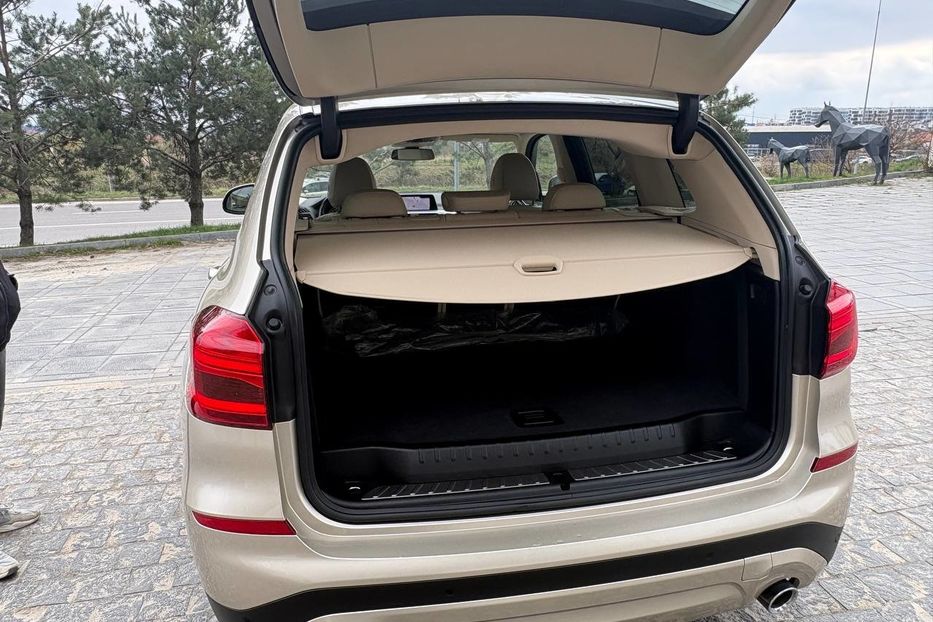 Продам BMW X3 LED 4X4 NE MALOWAN  2020 года в Львове