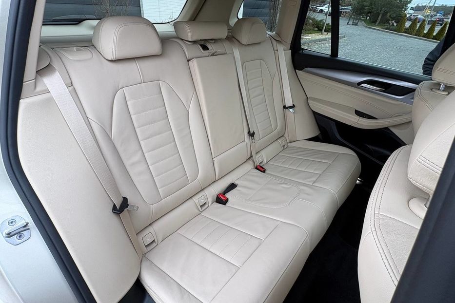 Продам BMW X3 LED 4X4 NE MALOWAN  2020 года в Львове