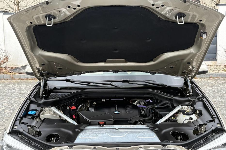 Продам BMW X3 LED 4X4 NE MALOWAN  2020 года в Львове