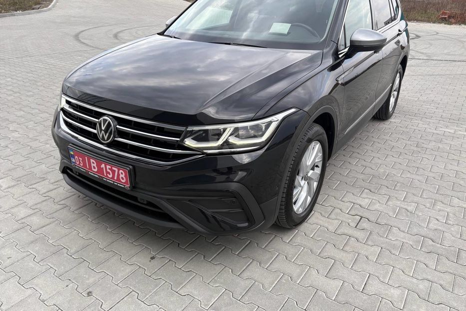 Продам Volkswagen Tiguan Allspace Life 4X4 2.0TDI 147kW 2022 года в Львове