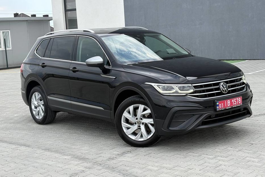 Продам Volkswagen Tiguan Allspace Life 4X4 2.0TDI 147kW 2022 года в Львове