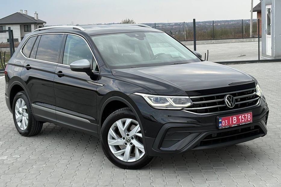 Продам Volkswagen Tiguan Allspace Life 4X4 2.0TDI 147kW 2022 года в Львове