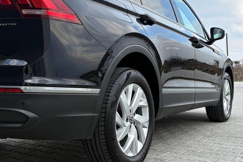 Продам Volkswagen Tiguan Allspace Life 4X4 2.0TDI 147kW 2022 года в Львове