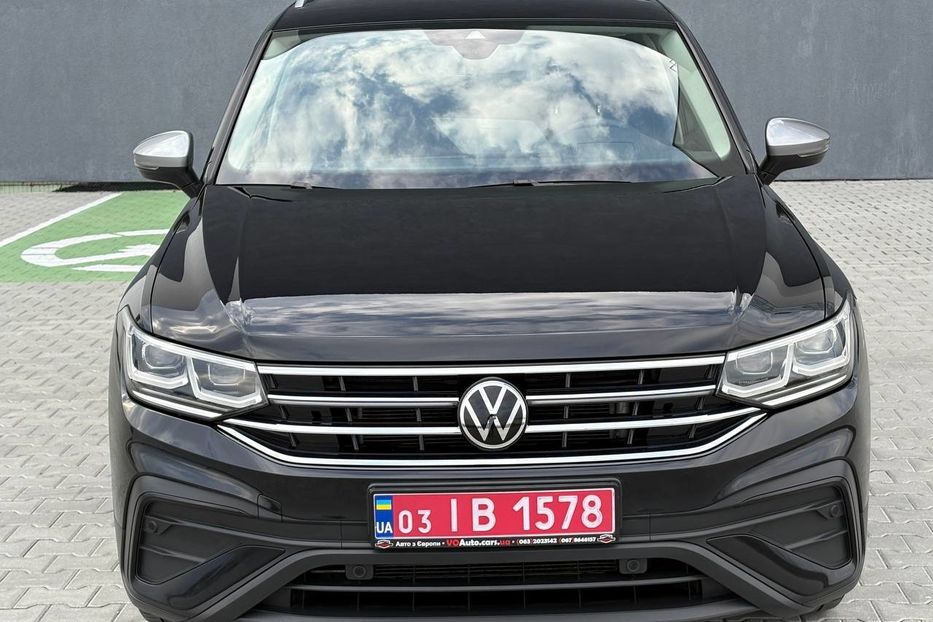 Продам Volkswagen Tiguan Allspace Life 4X4 2.0TDI 147kW 2022 года в Львове
