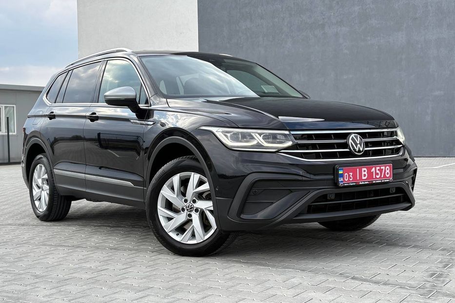 Продам Volkswagen Tiguan Allspace Life 4X4 2.0TDI 147kW 2022 года в Львове