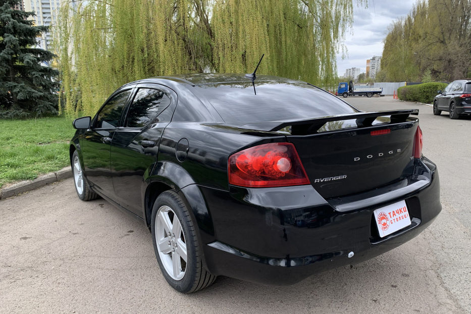 Продам Dodge Avenger 2012 года в Киеве