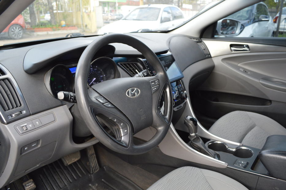 Продам Hyundai Sonata Hybrid 2013 года в Одессе