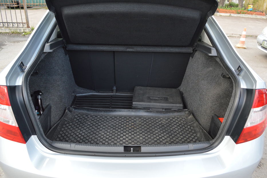 Продам Skoda Rapid TDI 2013 года в Одессе