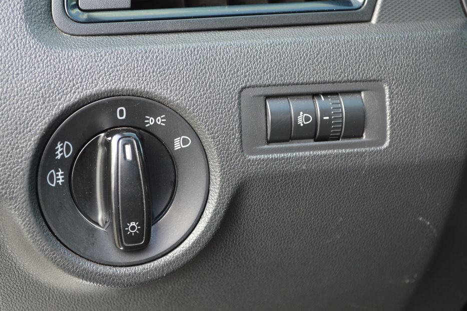 Продам Skoda Rapid TDI 2013 года в Одессе