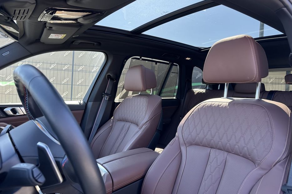 Продам BMW X5 M60i Xdrive 2025 года в Киеве