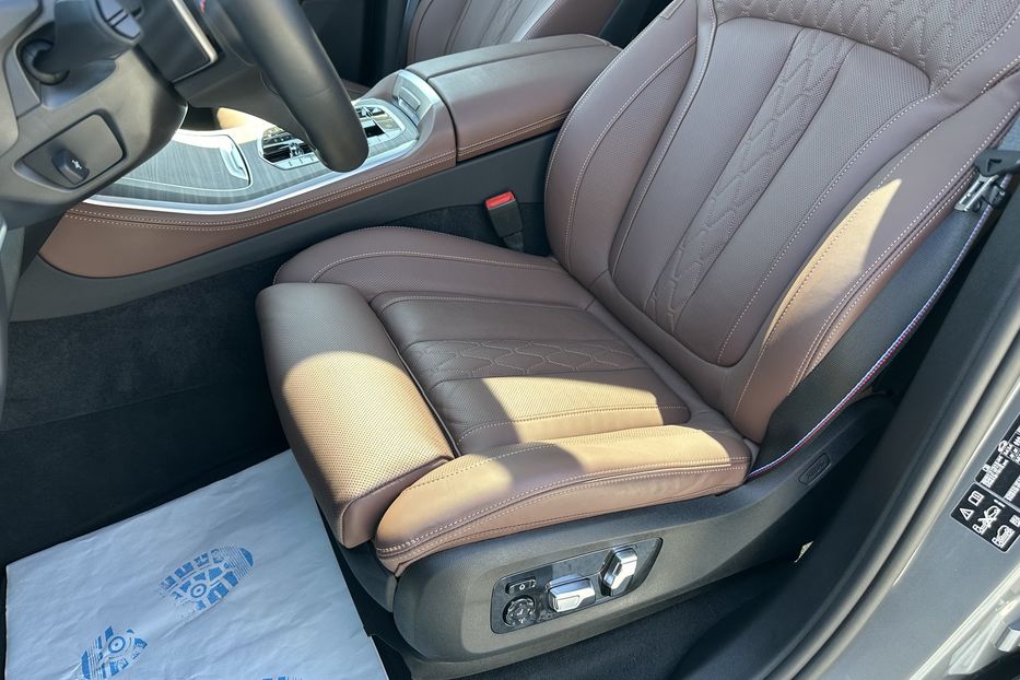 Продам BMW X5 M60i Xdrive 2025 года в Киеве